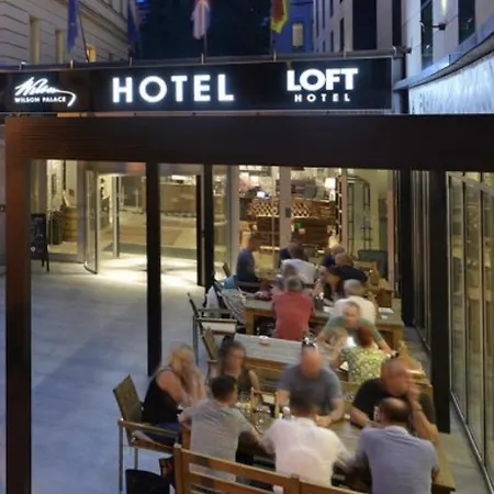 Mona Lisa Apartment *